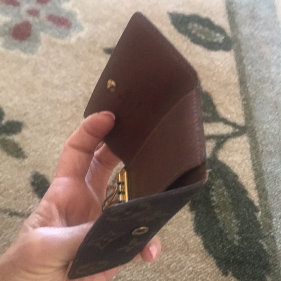 🌹🍃Authentic LV Key Case🍃🌹 - Picture 4 of 8